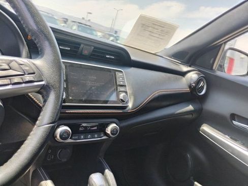 Used 2018 Nissan Kicks SR FWD image 15