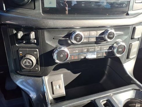 Used 2022 Ford F150 XLT w/ Equipment Group 302A High image 21