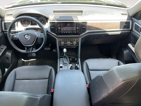 Used 2018 Volkswagen Atlas SEL FWD image 10