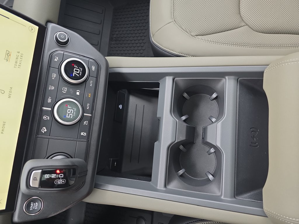 New 2026 Land Rover Defender 110 S AWD/4WD image 18