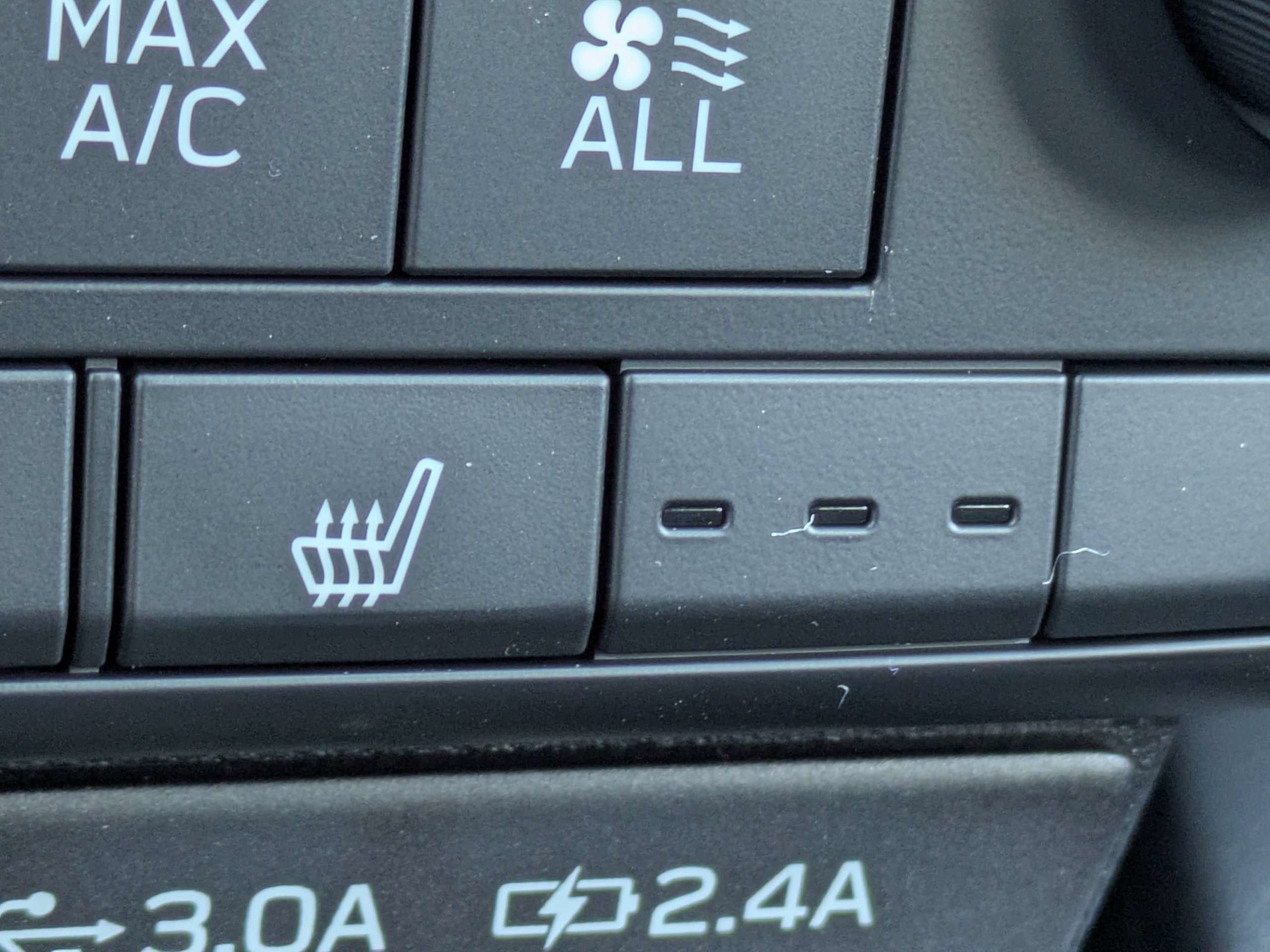 Used 2026 Subaru Outback Premium AWD/4WD image 26