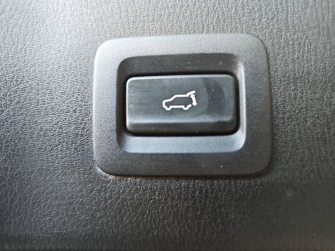 Used 2020 MAZDA CX-5 Touring FWD image 13