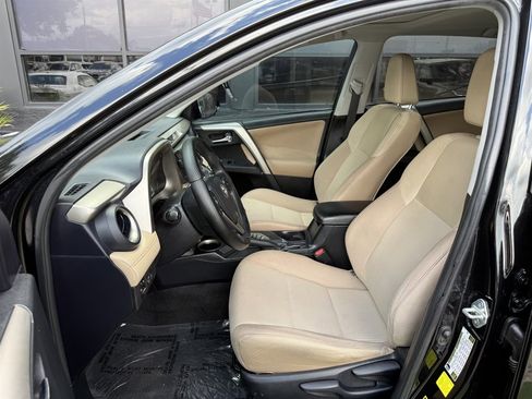 Used 2015 Toyota RAV4 XLE FWD image 8