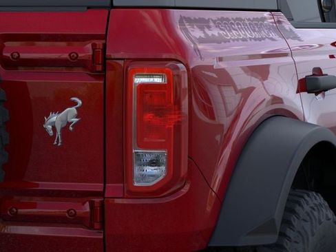 New 2025 Ford Bronco 4-Door w/ Sasquatch Package AWD/4WD image 23