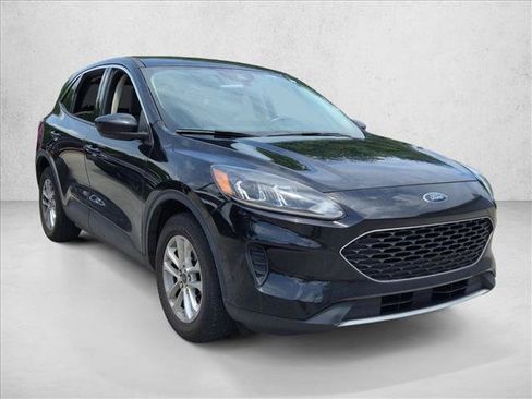 Used 2020 Ford Escape SE FWD image 3