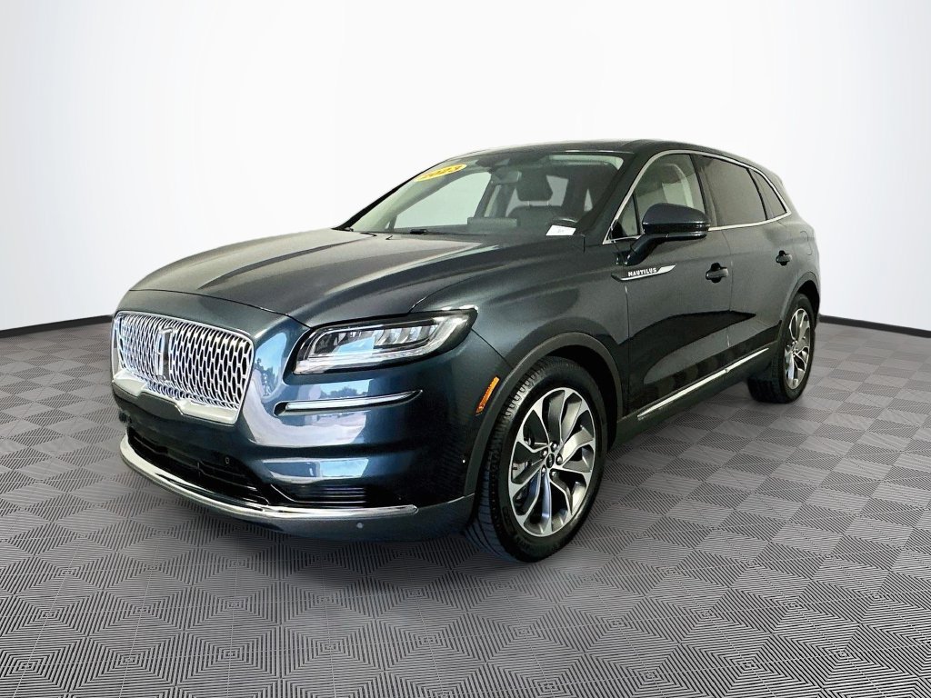 Used 2023 Lincoln Nautilus Reserve w/ Equipment Group 201A AWD/4WD image 5