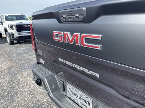 Certified 2025 GMC Sierra 1500 AT4X w/ AT4X AEV Edition AWD/4WD image 38