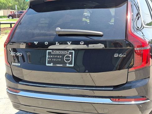 Certified 2026 Volvo XC90 B6 Plus AWD/4WD image 30