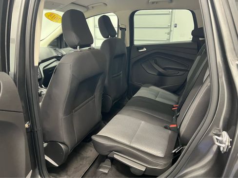 Used 2018 Ford Escape SE image 26