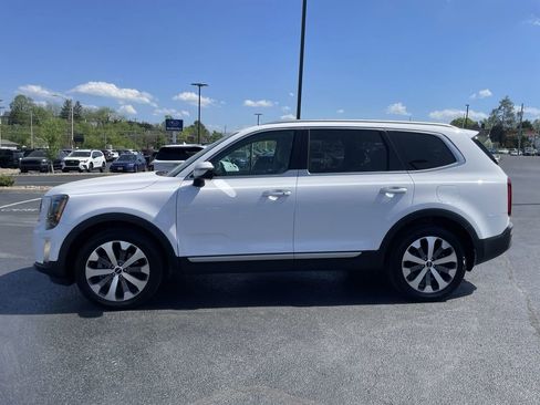 Used 2022 Kia Telluride S AWD/4WD image 3