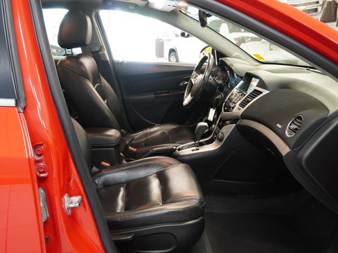 Used 2015 Chevrolet Cruze LT w/ Sun, Sound and Sport Package FWD image 25