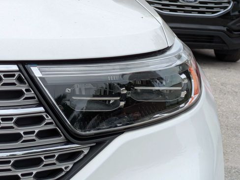 Used 2023 Ford Explorer Limited w/ Limited Technology Package RWD image 10