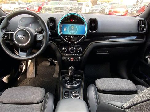 Used 2022 MINI Cooper Countryman S w/ Premium Package image 15