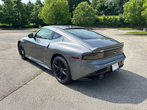 New 2025 Nissan Z Performance w/ Floor Mat Package RWD image 5