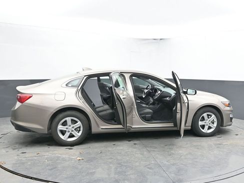 Used 2023 Chevrolet Malibu LT image 54
