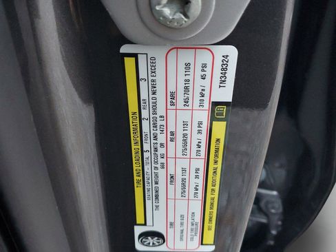 Certified 2026 RAM 1500 Express AWD/4WD image 33