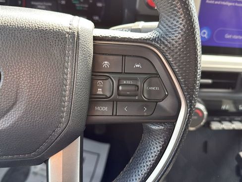 Used 2024 Toyota Tacoma TRD Off-Road image 30