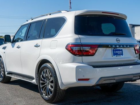 Used 2022 Nissan Armada Platinum w/ Captain's Chairs Package image 8