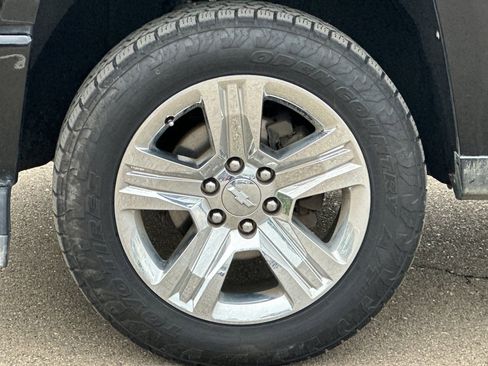 Used 2017 Chevrolet Silverado 1500 Custom w/ LPO, Street Package image 39