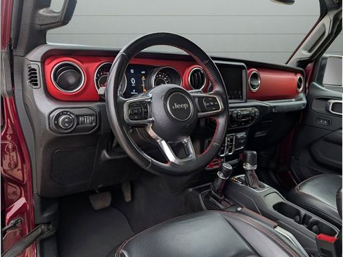 Used 2021 Jeep Gladiator Rubicon AWD/4WD image 16