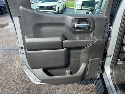 New 2026 Chevrolet Silverado 1500 W/T w/ Remote Keyless Entry Package AWD/4WD image 23
