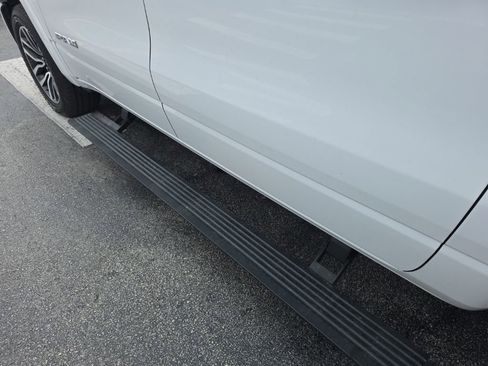 Used 2025 RAM 1500 Limited AWD/4WD image 10