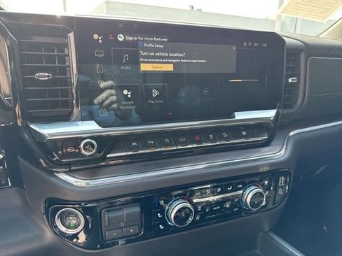 Used 2024 GMC Sierra 1500 SLT w/ SLT Premium Plus Package image 17