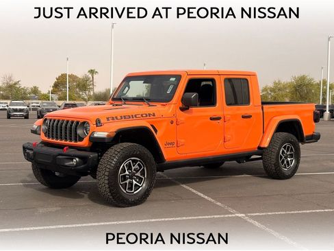 Used 2025 Jeep Gladiator Rubicon AWD/4WD image 1