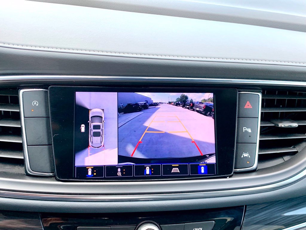 Used 2022 Buick Enclave Premium w/ Experience Buick Package FWD image 39