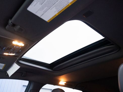 Used 2021 Toyota Sienna XSE image 13