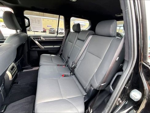 Used 2021 Lexus GX 460 Premium w/ Premium Package AWD/4WD image 37