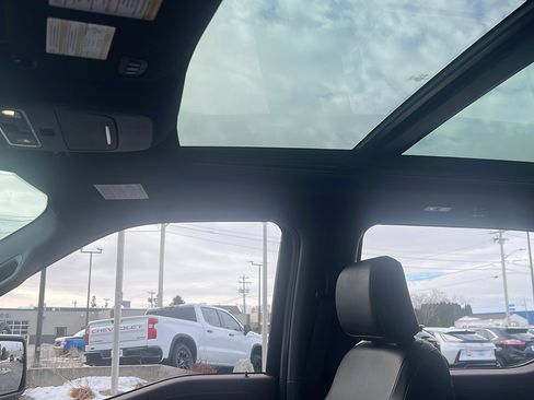 Used 2023 Ford F150 Lariat w/ Equipment Group 502A High image 13