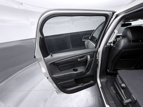 Used 2016 GMC Acadia SLT AWD/4WD image 24