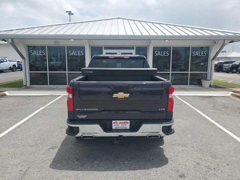 Used 2024 Chevrolet Silverado 1500 LTZ w/ Z71 Off-Road Package AWD/4WD image 4