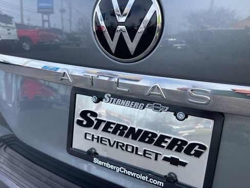 Used 2022 Volkswagen Atlas SE AWD/4WD image 16