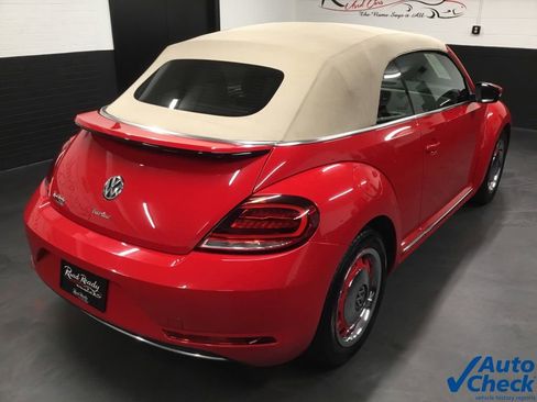 Used 2018 Volkswagen Beetle 2.0T Coast image 22