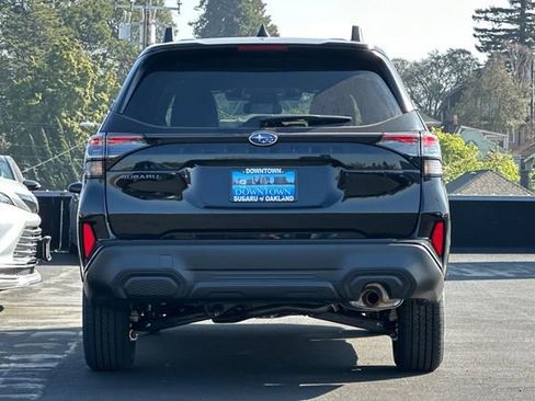 Used 2026 Subaru Forester Premium image 6
