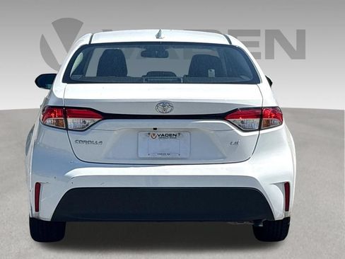Used 2024 Toyota Corolla LE FWD image 15