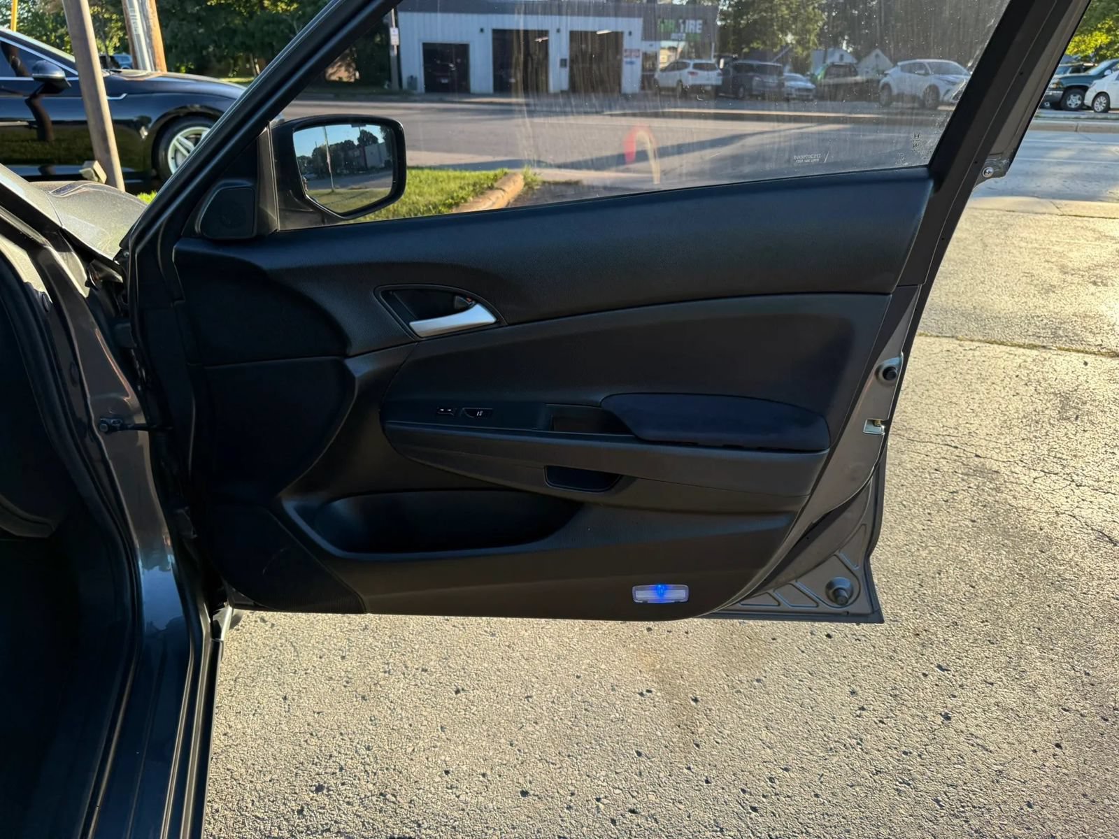 Used 2011 Honda Accord SE image 12