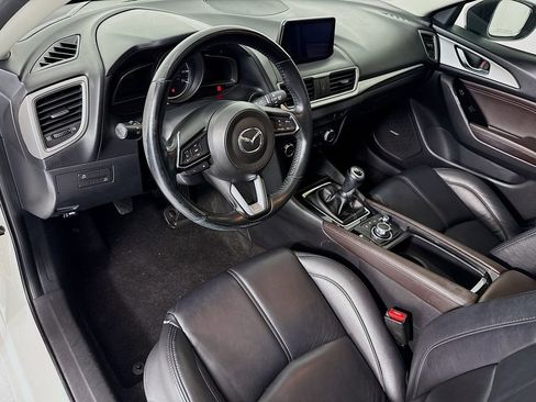 Used 2018 MAZDA MAZDA3 Touring image 9