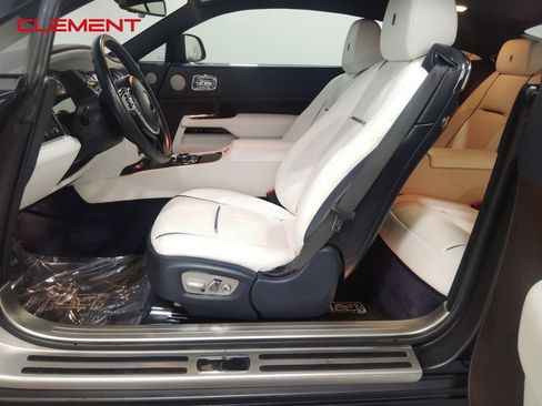 Used 2014 Rolls-Royce Wraith image 30