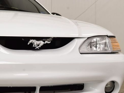 Used 1994 Ford Mustang Cobra RWD image 11