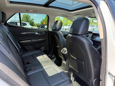 Used 2021 Buick Envision Essence w/ Technology Package I AWD/4WD image 11