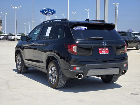 Used 2023 Honda Passport TrailSport image 6