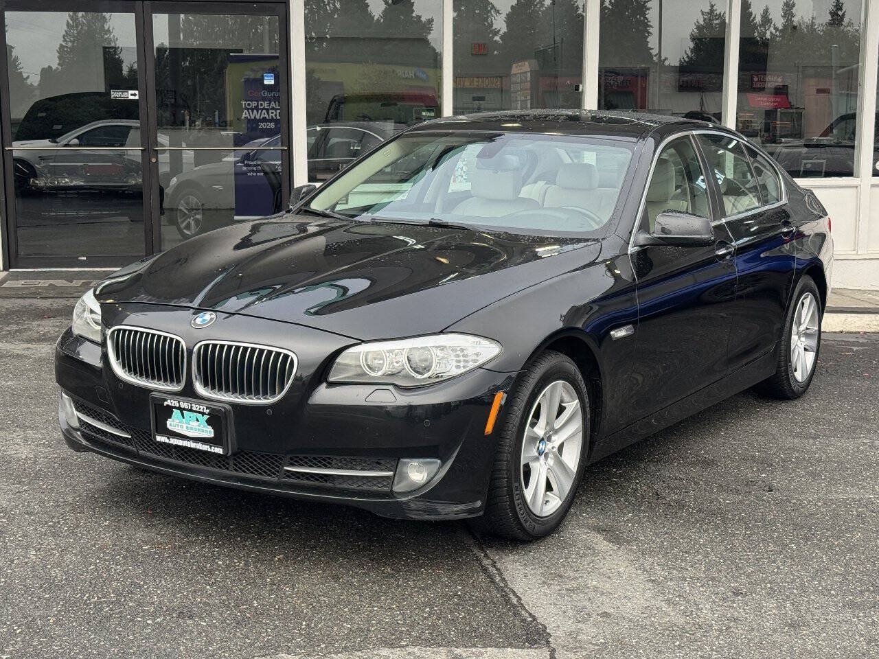 Used 2013 BMW 528i xDrive Sedan AWD/4WD image 1