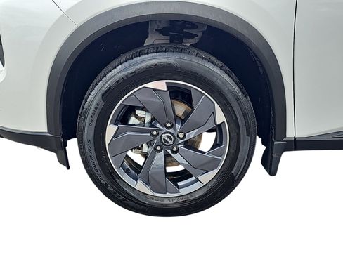 Used 2026 Nissan Rogue SV FWD image 26