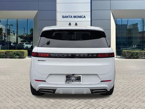 New 2026 Land Rover Range Rover Sport Dynamic SE image 6