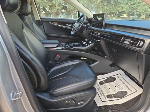 Used 2021 Lincoln Nautilus AWD w/ Equipment Group 101A image 34