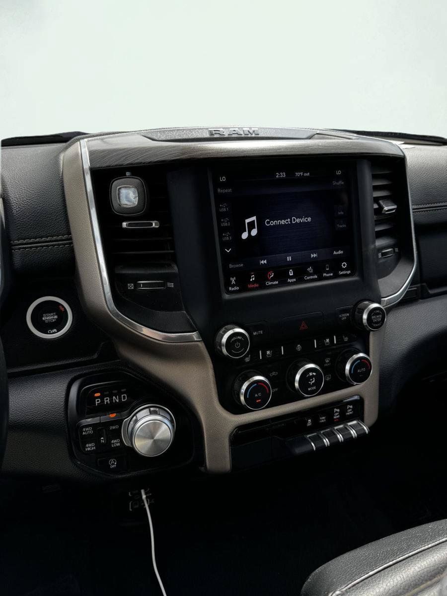 Used 2020 RAM 1500 Laramie AWD/4WD image 2