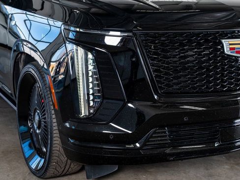 Used 2025 Cadillac Escalade Sport Platinum w/ LPO, Floor Liner Package image 16